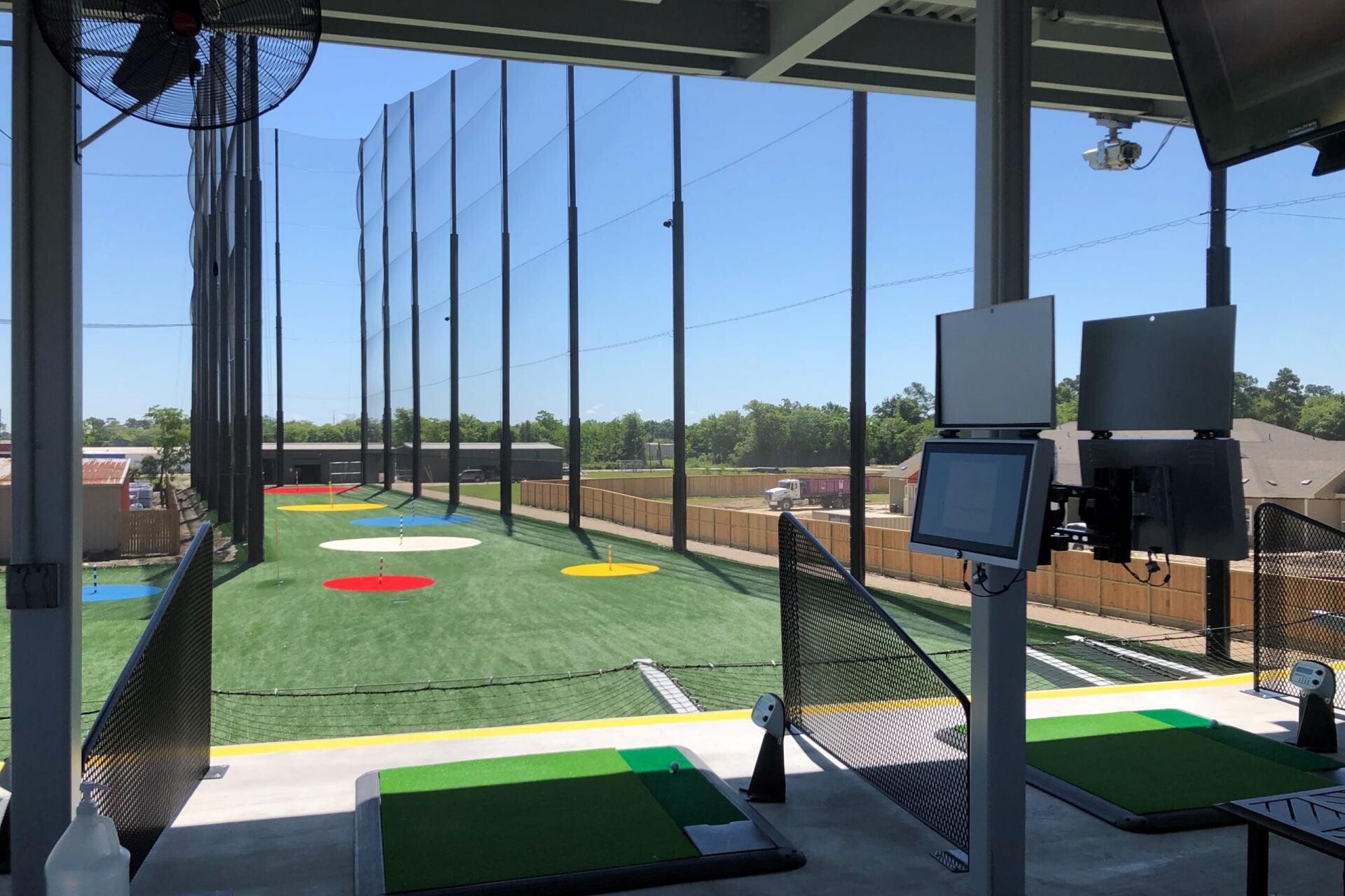 Golf driving range